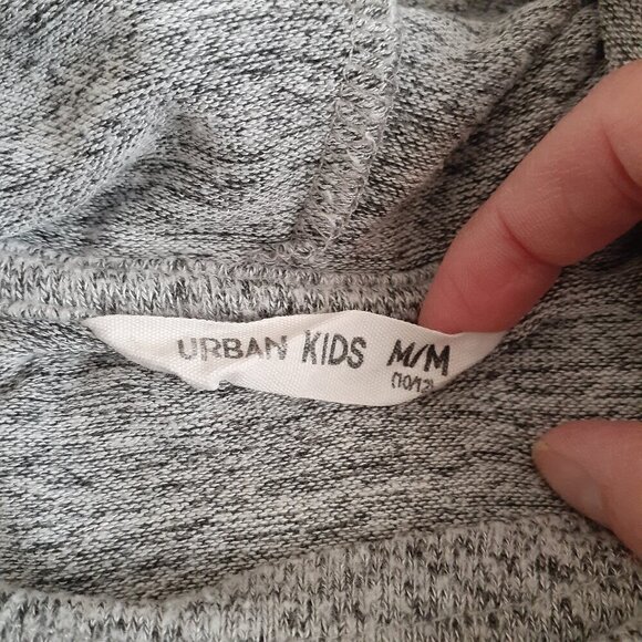 Urban Kids Girl's Size M (10-12) Gray Lightweight Knit Hooded Sweater - Picture 4 of 8